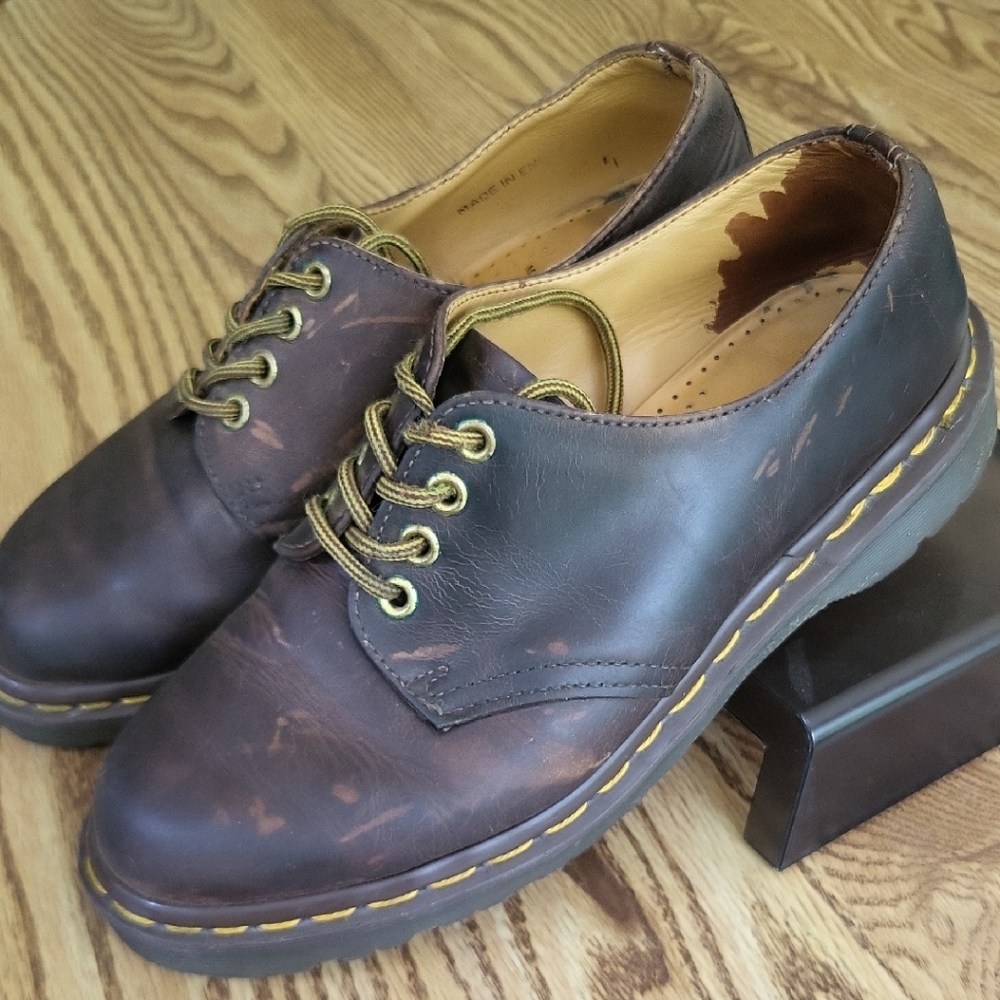 Vintage Dr. Martens Distressed Brown Leather Oxfords